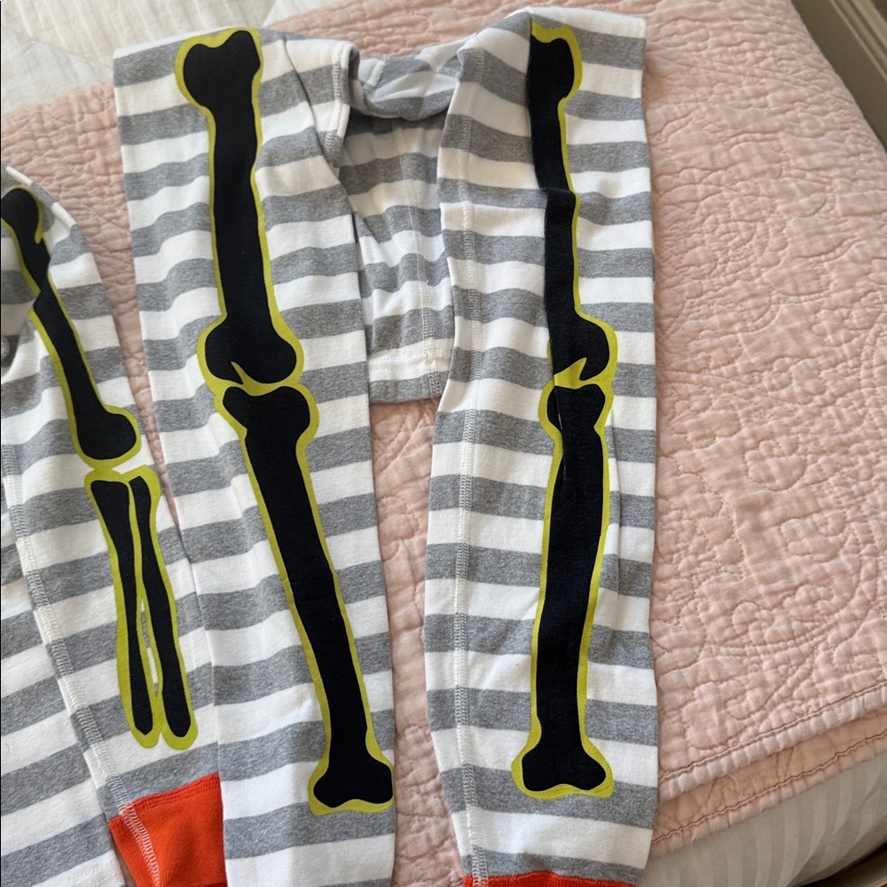 Hannah Anderson Halloween Pajamas - Picture 3 of 5
